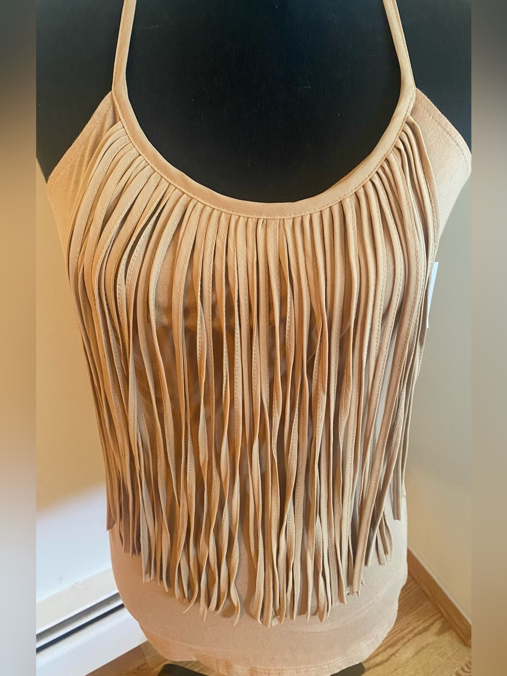 New York & Company NWT Tan Fringed Halter Boho Western Festival Sz XS Small Top - Picture 2 of 8